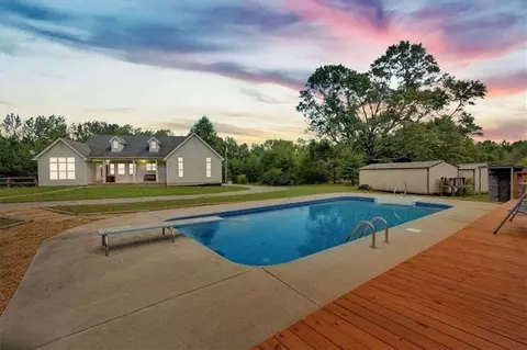601 Wantland Rd, Bowdon, GA 30108