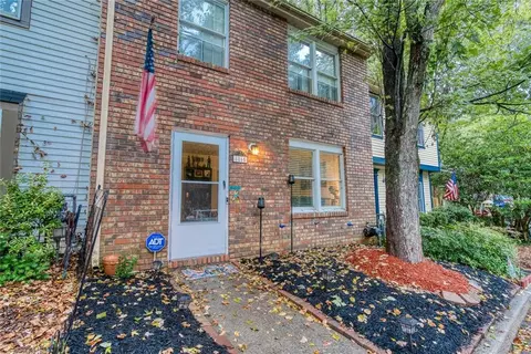 8865 Roberts Dr, Atlanta, GA 30350