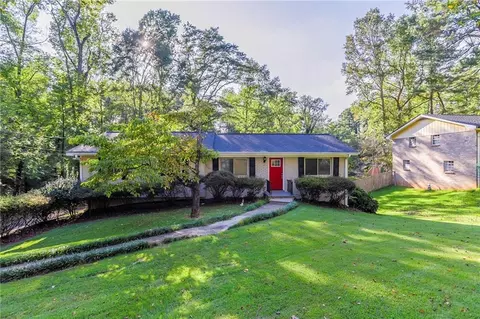 4323 Autumn Hill Dr, Stone Mountain, GA 30083