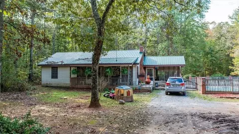 11 Massengale Rd, Kingston, GA 30145