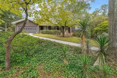 2843 Thornridge Dr, Atlanta, GA 30340