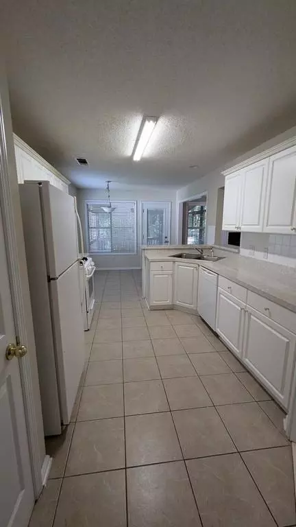 157 Cheryl Ct, Rex, GA 30273 photo 13