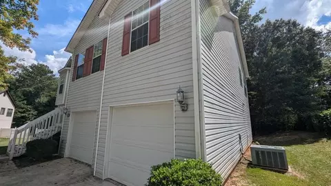 157 Cheryl Ct, Rex, GA 30273 photo 3
