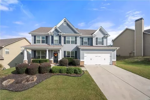 44 White Oak Dr, Dallas, GA 30132