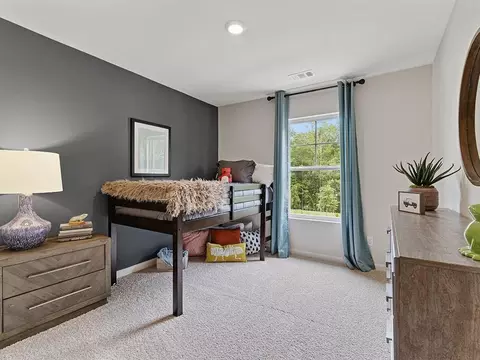 8239 Castleton Dr, Fairburn, GA 30213 photo 12