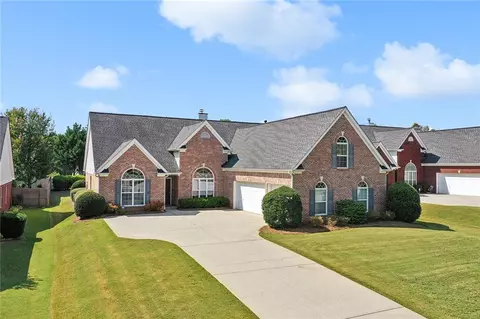 5235 Ashbury Manor Ln, Sugar Hill, GA 30518