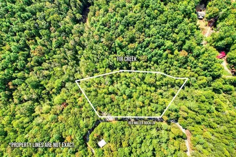 684 Old Miller Rock Rd, Ellijay, GA 30540