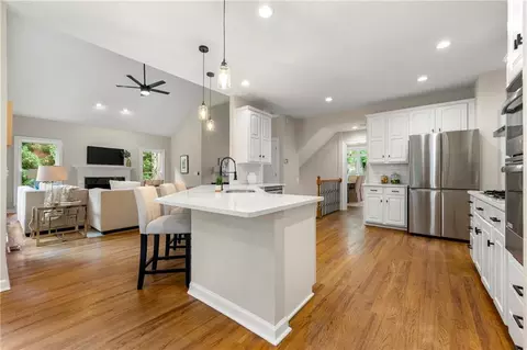 3920 Berkeley View Dr, Berkeley Lake, GA 30096 photo 17