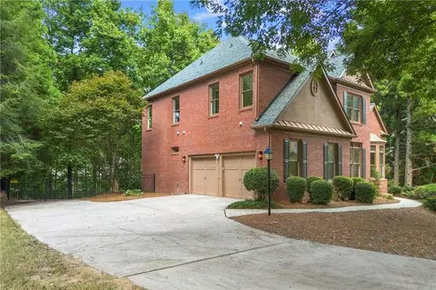 3920 Berkeley View Dr, Berkeley Lake, GA 30096 photo 3