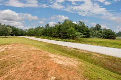 1 Point Dr, Pendergrass, GA 30575 photo 3