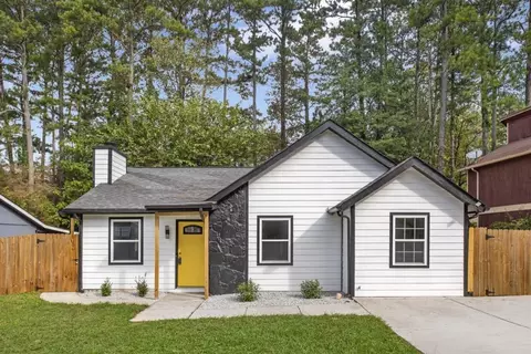 6316 Creekford Dr, Lithonia, GA 30058