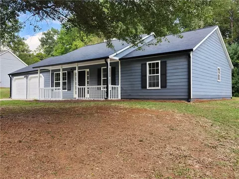 3772 Starlight Trl, Douglasville, GA 30135
