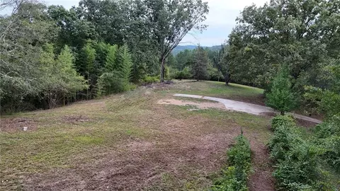 2498 Blacks Bluff Rd, Rome, GA 30161