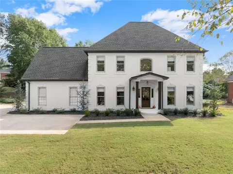 4626 Windsor Dr, Flowery Branch, GA 30542