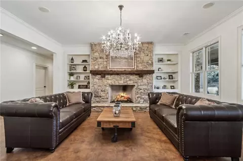 Living - 4391 Oglethorpe Loop NW, Acworth, GA 30101 photo 13 of 13