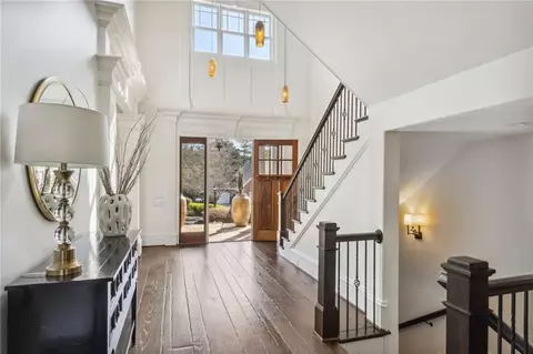 Entry Way - 4391 Oglethorpe Loop NW, Acworth, GA 30101 photo 4 of 6
