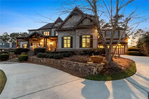 Exterior - 4391 Oglethorpe Loop NW, Acworth, GA 30101 photo 15 of 28