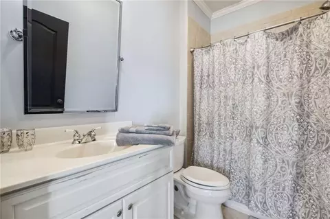 Bath - 4391 Oglethorpe Loop NW, Acworth, GA 30101 photo 8 of 12