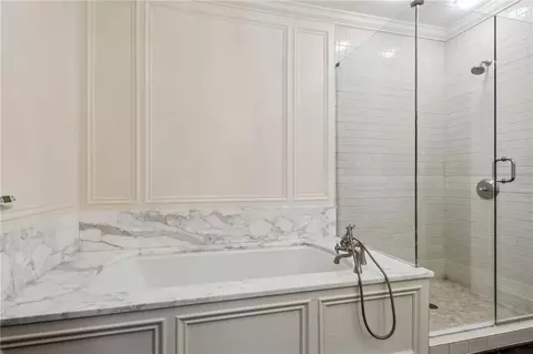 Bath - 4391 Oglethorpe Loop NW, Acworth, GA 30101 photo 7 of 12