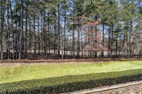 Exterior - 4391 Oglethorpe Loop NW, Acworth, GA 30101 photo 12 of 28