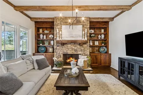 Living - 4391 Oglethorpe Loop NW, Acworth, GA 30101 photo 5 of 13