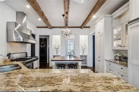 Kitchen - 4391 Oglethorpe Loop NW, Acworth, GA 30101 photo 1 of 10