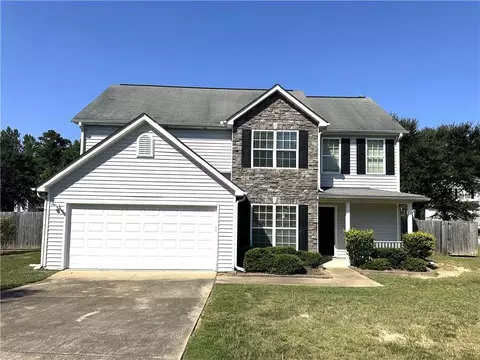 203 Arran Pt, Fairburn, GA 30213