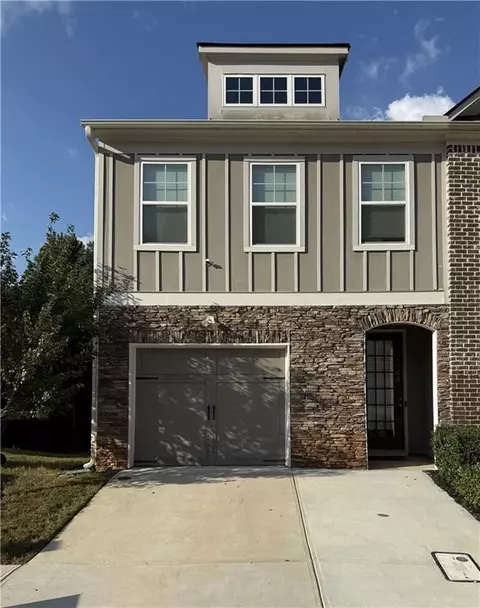 1008 Belfry Ter, Fairburn, GA 30213