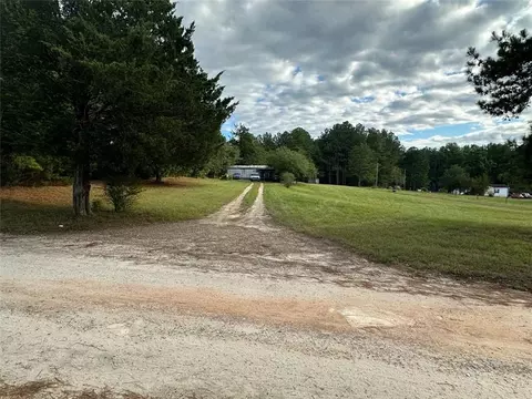 1858 Bill Wright Rd, Jefferson, GA 30549