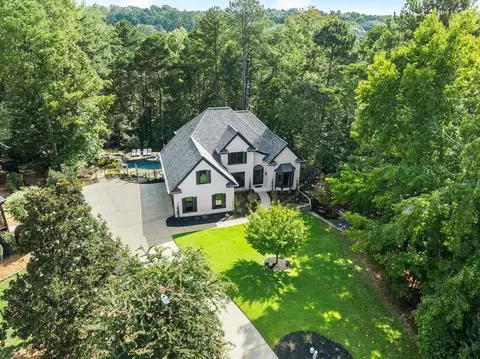 513 Lovinggood Ct, Woodstock, GA 30189