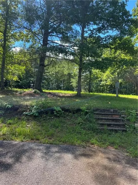 300 Cripple Creek Trl, Clarkesville, GA 30523