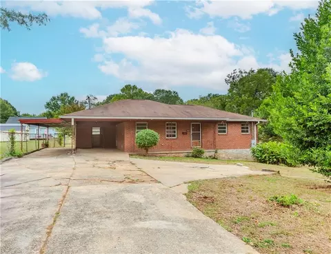867 Catherine St, Forest Park, GA 30297
