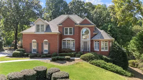 4070 Berkeley View Dr, Berkeley Lake, GA 30096