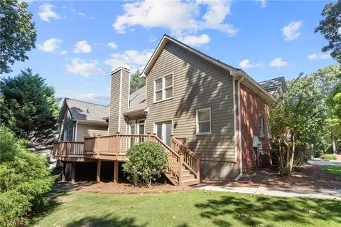 4070 Berkeley View Dr, Berkeley Lake, GA 30096 photo 5