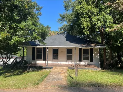 209 Alpine St, Canton, GA 30114
