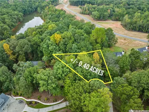 1862 Watauga Dr, Gainesville, GA 30501