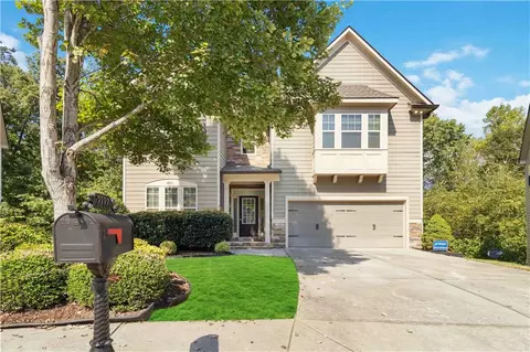 2212 Misty Brook Ct, Buford, GA 30519