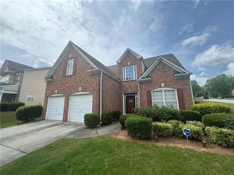 8800 Lakecrest Way, Union City, GA 30291