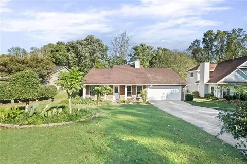 10570 Willow Meadow Cir, Johns Creek, GA 30022