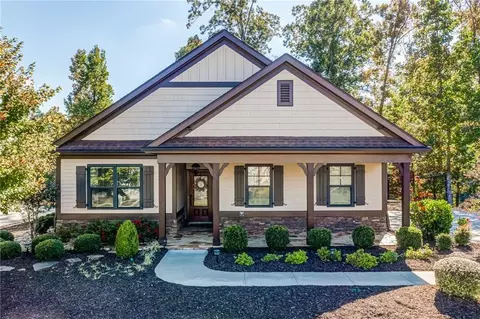 141 Hawks Trl, Waleska, GA 30183