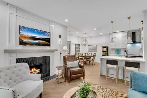 3112 Pembrooke Cir, Alpharetta, GA 30004