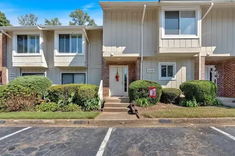 2132 Palmyra Dr SE, Marietta, GA 30067