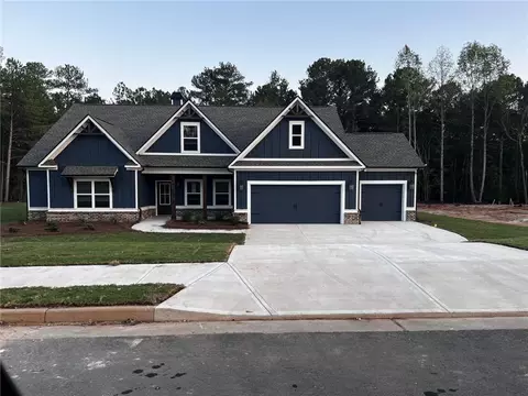 1151 Holly Dr, Loganville, GA 30052