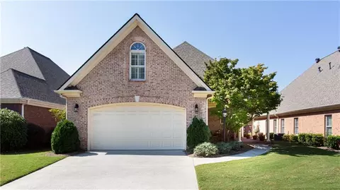 1900 Woodberry Run Dr, Snellville, GA 30078
