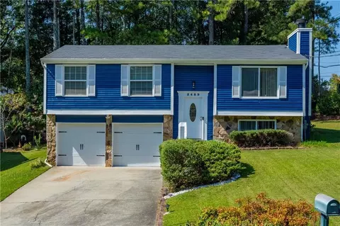 5489 Willow Brook Dr, Norcross, GA 30093
