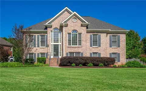 25 Hampton Ln, Cartersville, GA 30120