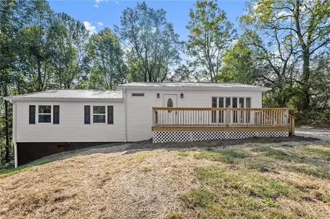 4945 Yonah Homer Rd, Alto, GA 30510