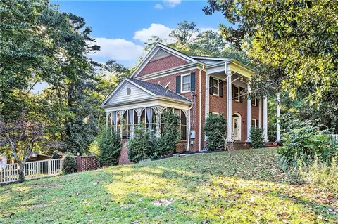 108 Buena Vista St, Winder, GA 30680