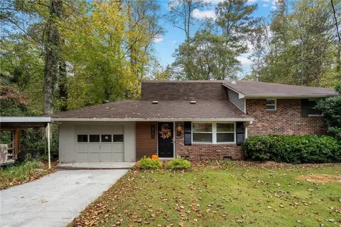 2962 Chestnut Grove Dr, Austell, GA 30106
