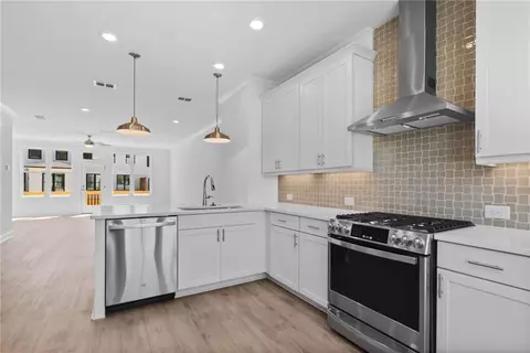 637 Millcroft Blvd #22, Buford, GA 30518
